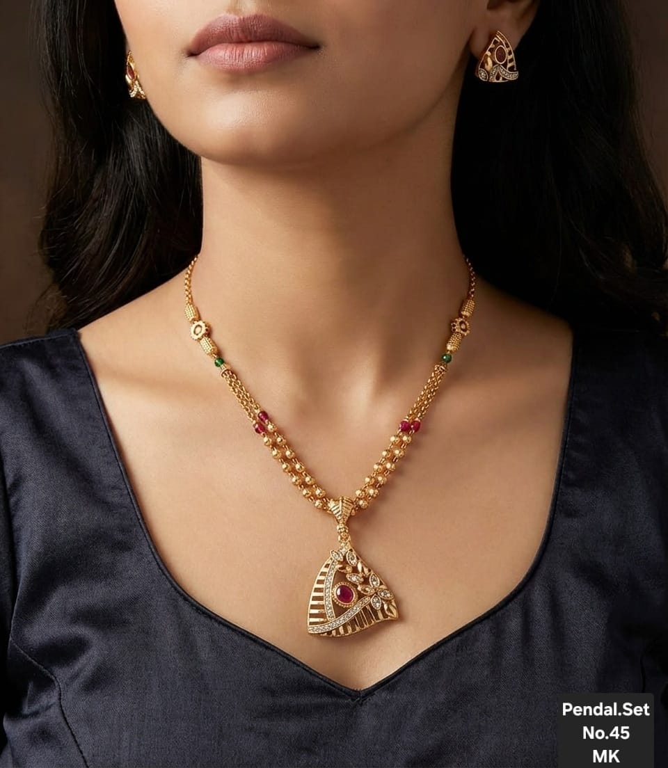 Ruby Glam A.D. Diamond Pendant Set