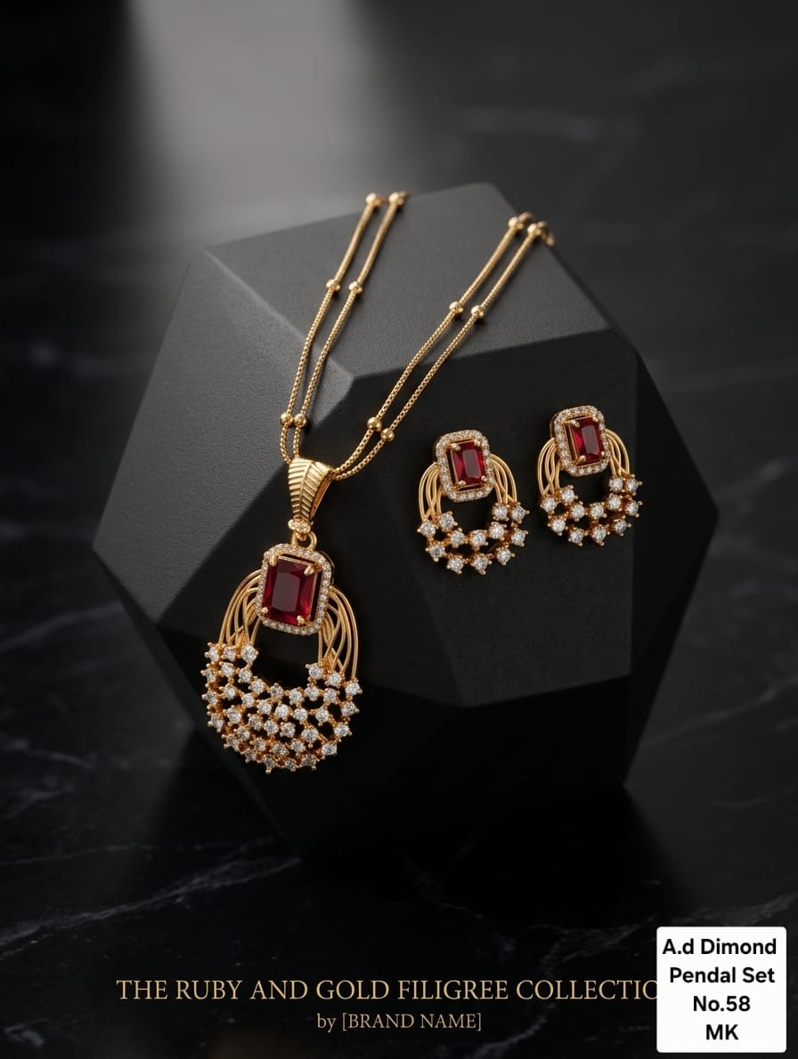 Royal Triangle Pendant Set